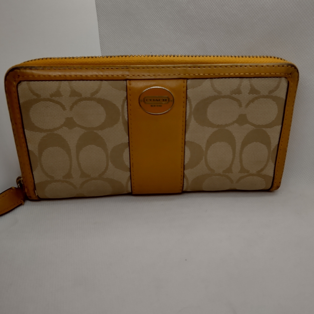 🎉CLOSET SALE🎉🧡Coach Monogram Color Stripe Zip Around Long Wallet - Orange 🧡